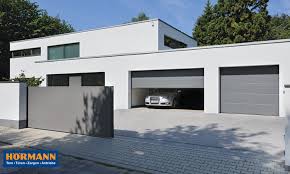 Haushalt, garage, türe, automatisch, öffnen. Scheel Automatische Sectionaltore Fur Ihre Garage