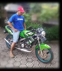 Warna hijau ninja ss, hadir dengan 3 varians warna yaitu hijau, merah dan hitam. Penyebab Kawasaki Ninja 2 Tak Dihentikan Sebagai Sinyal Kuat Ninja 150 4 Tak Kobayogas Com Your Automotive Blog