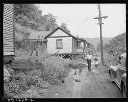 These 6 Photos Of West Virginia In The 1940s Are Mesmerizing West Virginia West Virginia History Camping In Pa