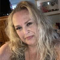 30+ "Stefanie Gold" profiles