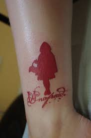 The Wolf That Fell In Love With Little Red Riding Hood English Pin By Marsha Boothe On Kid Lit Ink Tattoos Pretty Tattoos Red Riding Hood