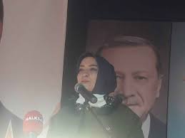 AKP Erenler'de Erdal Köse başkan oldu