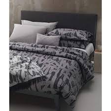 Scegli il tuo copripiumino delle migliori marche in diversi materiali e stupendi colori. Graffiti Parure Copripiumino Matrimoniale Diesel Antracite