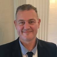 90+ perfiles de «Whiteoak»