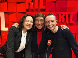 Sûr que je lui rendrais un fier service en allant le voir. Jean Pierre Foucault Sur Onpc Qui Sont Ces Gens Pour Juger