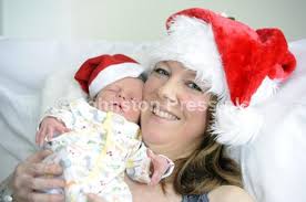 26691319-Lesley Alexander and Ian Cumming with newborn Ruaridh, possibly  the first baby to be born in Scotland.