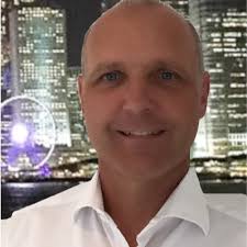 Thomas Born (@thomasborn)