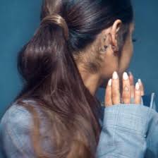 Pin On Ariana Grande