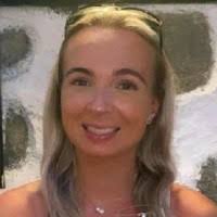 100+ "Elaine Cole" profiles