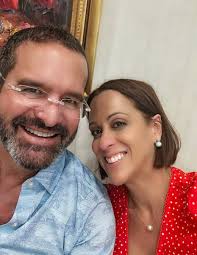 Mil gracias John Hanzel Hower por haberme recibido en tu negocio con tanto  cariño y hasta con mi canción de campaña del 2020! Sabor Boricua & Food  Truck en Barceloneta cuenta con