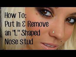 Unschlagbar günstige piercings zu fabrikpreisen vom weltgrößten piercingshop! How To Put In Take Out An L Shaped Nose Stud Youtube