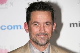 We Were Liars' Family Dinner Has a Head Injury and Addiction Reveal as  Cadence's Memory Returns