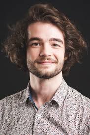 Le podcast des personnages (Podcast Series 2023– )