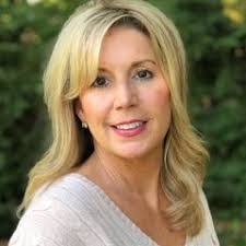 Linda Muraski's Instagram, Twitter & Facebook