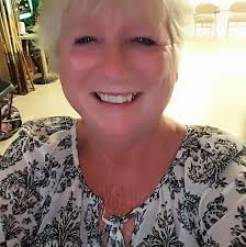 Looking for pea stone. Is there a place close by where they will load it  into your truck.