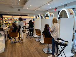 Hair stylist david armendariz is proud to bring you studio a salon, the ultimate boutique salon experience. Houston Hair Salons In The Age Of Coronavirus What Reopening Really Looks And Feels Like In High End Pampering Palaces