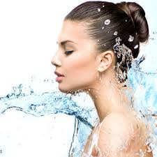 Peluqueria Clau de Mar is with Laura Milian Adriazola.