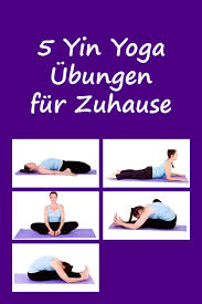Strecke deine arme nach oben. 5 Yin Yoga Ubungen Fur Zuhause Yin Yoga Yoga Yoga Ubungen