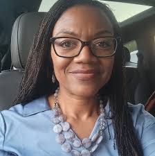 We talk to Cynthia about excellence in this episode. Find out how she's  pursued excellence in her life and where it's lead her. #ouweeklywalk  #oakwood #oakwooduniversity #oakwoodcollege #ExcellenceJourney #Empowerment