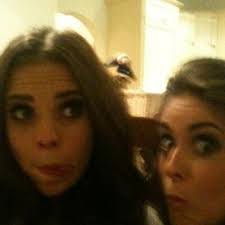 Elise Mullins's Instagram, Twitter & Facebook