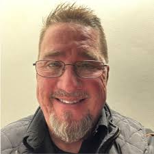 After an amazing 4+ year ride, I'm stepping down as CEO at Picnic . It's  been an exhilarating adventure, helping to build a new industry of  restaurant automation, and I'm very proud