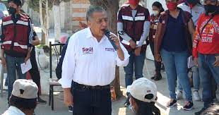 El menor, que fue contratado por cuestiones de trabajo por el diputado de puebla, narró a radio fórmula que estaba en un hotel de la ciudad de méxico, pero se dio cuenta que saúl huerta corona solamente había rentado una habitación con una cama. Diputado Saul Huerta Renuncia A Su Reeleccion Tras Ser Acusado De Abusar Sexualmente De Un Menor El Financiero