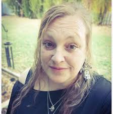 Which store carries more gluten free items, Walmart or Kroger?