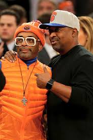 However, what i don't understand is while i think lee should probably use the entrance he's told to, do the knicks really want to risk. Spike Lee S Knicks Outfit Draws Comparisons To Fresh Prince Of Bel Air Mom Wsj