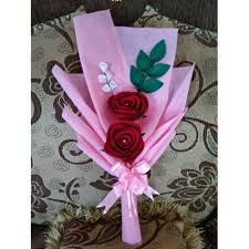 Buket bunga kain flanel bisa digunakan untuk hadiah wisuda, hadiah untuk orang terkasih atau bahkan sebagai buket bunga pengantin tergantung bagaimana anda membentuk dan merangkai bunga dari kain flanel tersebut. Cara Buat Bunga Mawar Dari Kain Flanel Gimana Lif Co Id