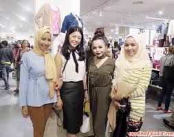 The site owner hides the web page description. Sunshine Kelly Beauty Fashion Lifestyle Travel Fitness Old Navy 1st Store In Malaysia