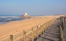 Guests like vila nova de gaia for its spas and local tours, making it more than just a beach destination. House For Rent Only 30 Meters From The Beach Arcozelo Vila Nova De Gaia Porto Green Coast