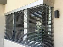 Am meisten werden die schalosien von innen oder außen am fenster gekauft. Platzsparende Jalousie Fur Innen Und Aussenmontage Thoms Sonnenschutztechnik Gmbh Munchen Haar