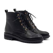 Un grand choix de bottines à lacets noir en ligne sur zalando ! Balcon Gateau Pendre Bottines A Lacet Noir Repetition Je Porte Des Vetements Marrant