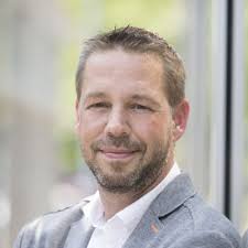 Thomas Bretscher's Instagram, Twitter & Facebook