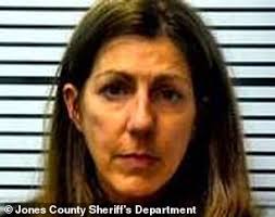 Thanksgiving crash in Mississippi kills three including driver who had been  arrested twice this week