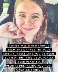 ต้นรวยล้นฟ้า: ไม้มงคลเสริมโชคลาภและการดูแล