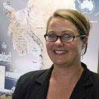 Lesa Hancock's Instagram, Twitter & Facebook