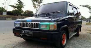 Roby selaku pemilik mobil keluarga sejuta umat ini mengaku modifikasi yang dilakukan terhadap kijang kuning buatan tahun 92 lalu sebagai wujud rasa. Toyota Kijang Super G Full Modif Interior And Exterior Siap Nongkrong 866627