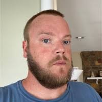 50+ perfiles de «Daniel Seay»