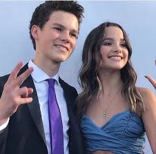 What was the opening song of chicken girls? Pin On Annie Leblanc