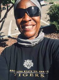 Thank you, my beautiful sister @heycedez for tagging/considering me. Let's  keep momentum behind the movement. I am a BLACK WOMAN!..... WE build ....  WE don't tear down other BLACK WOMEN! ....WE have