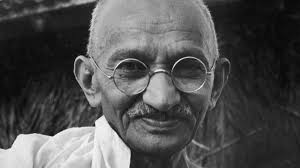 Gandhi's glasses, worth more than $19K, were left hanging out of an  auctioneer's letterbox