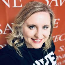 Bluegrass for the barn cats🎶🐈‍⬛