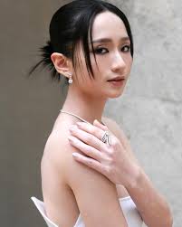 ＶＩＶＩＡ Ｎ ＬＵ Ｋ ＡＴＥ ＬＩＥ Ｒ