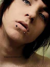 Snakebites Subeta Emo Emo Fashion Emo Trends Emotional Punk Style Punk Punk Fashion Cute Emo Boys Snake Bites Cute Emo