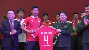 Vietnam national champion league classificação 2021. Viettel Fc Thay Máº·t Cáº£ Ä'á»™i TÆ° DÅ©ng Nháº­n Ao Ä'áº¥u Trong Lá»… Facebook