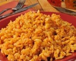 Riz Au Bouillon Sauce Tomates Et Curcuma Facon Espagnole Recette Recettes De Riz Mexicain Recettes De Cuisine Et Idee Recette