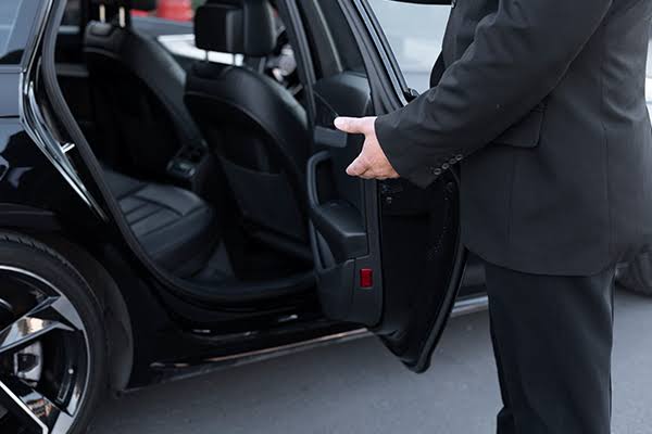 Rick's Black Car Service | San Antonio Luxury Chauffeur