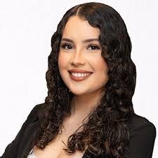 Erica Acheson's Instagram, Twitter & Facebook