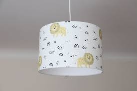 Lampenschirm Kinderzimmer Mit Lowen Und Regenbogen Babyzimmer